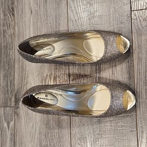 Bandolino Women's sz 8 1/2M 3" sequence heels good condition